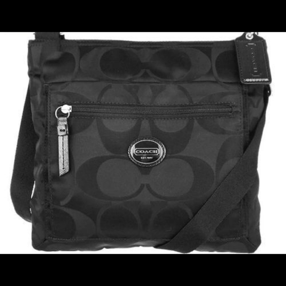 Coach Handbags - Coach Crossbody Signature Bag